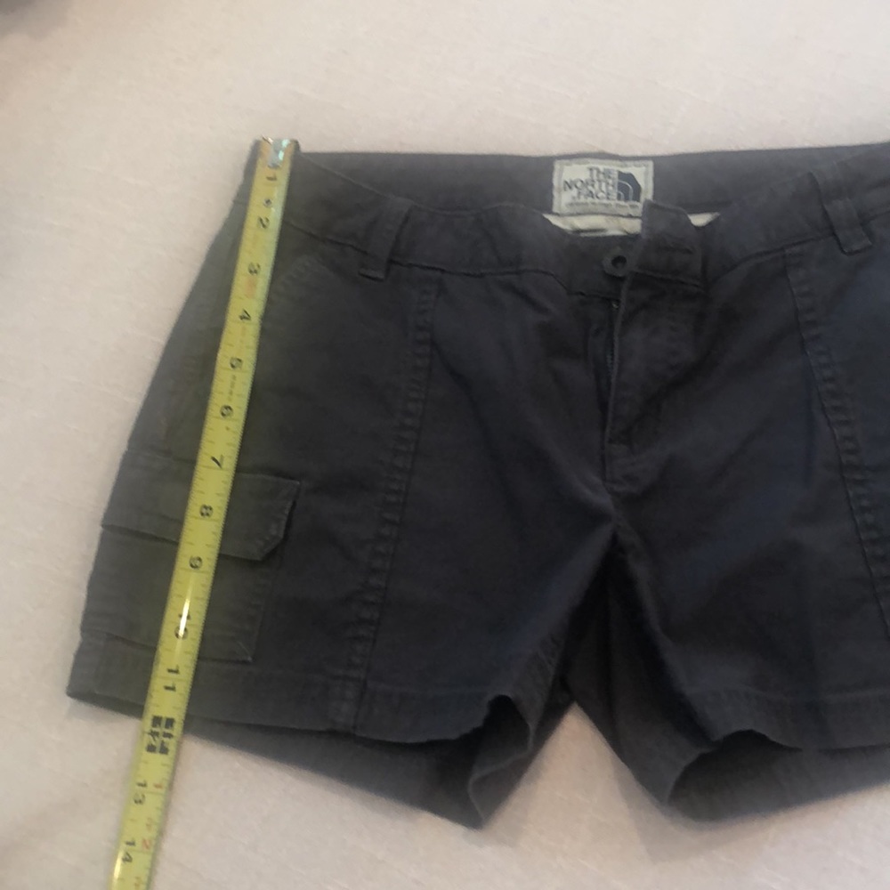 The North Face Shorts sz 6 - Picture 8 of 8